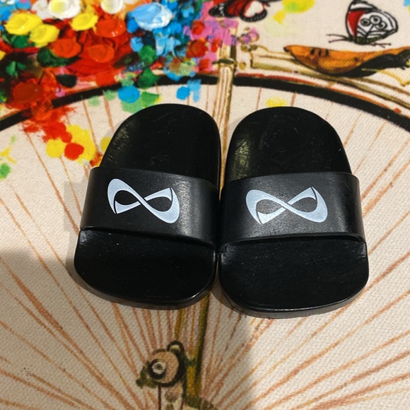 American Girl 18” Doll Joss Kendrick Sandals. - Picture 2 of 6